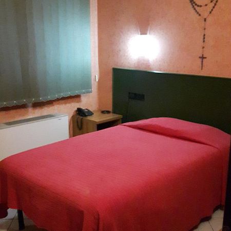 Hotel Armida Castenedolo Luaran gambar