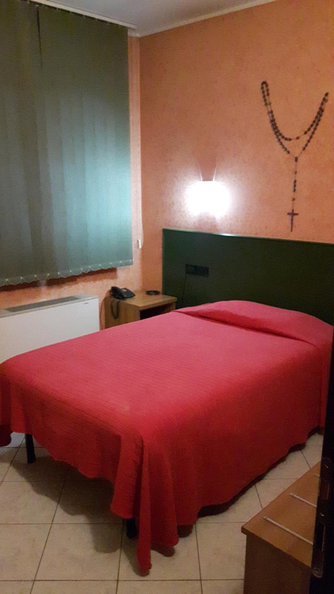 Hotel Armida Castenedolo Luaran gambar